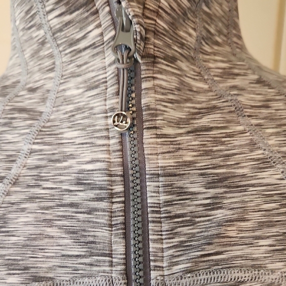 Queenieke Women's Gray Athletic Jacket NWT Size XL - Picture 4 of 11